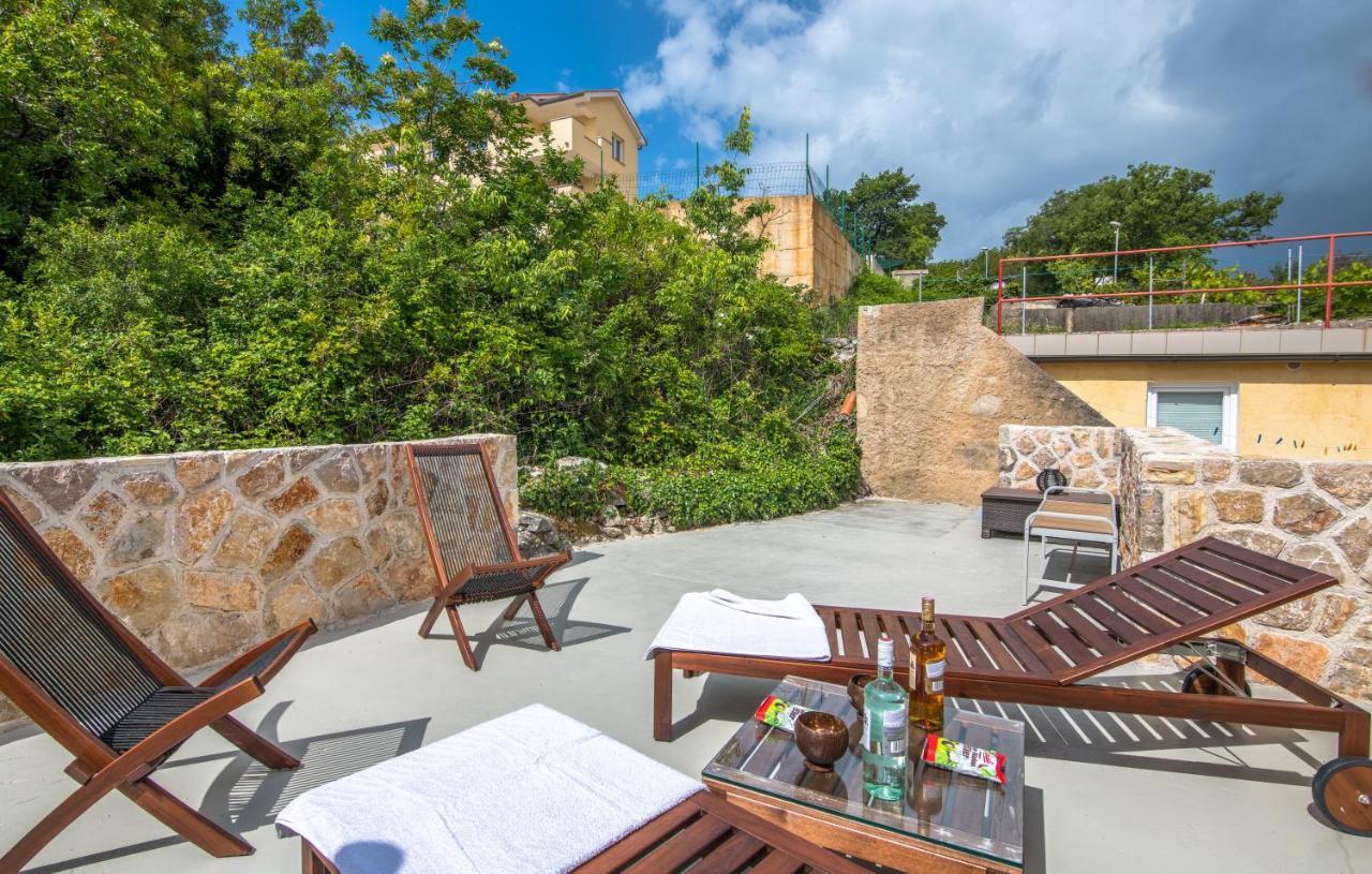Apartamento Stone House Knez Vrbnik Exterior foto