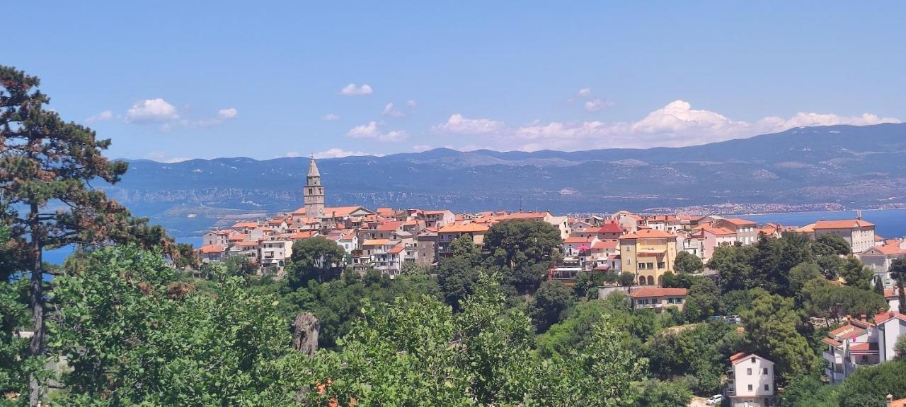 Apartamento Stone House Knez Vrbnik Exterior foto